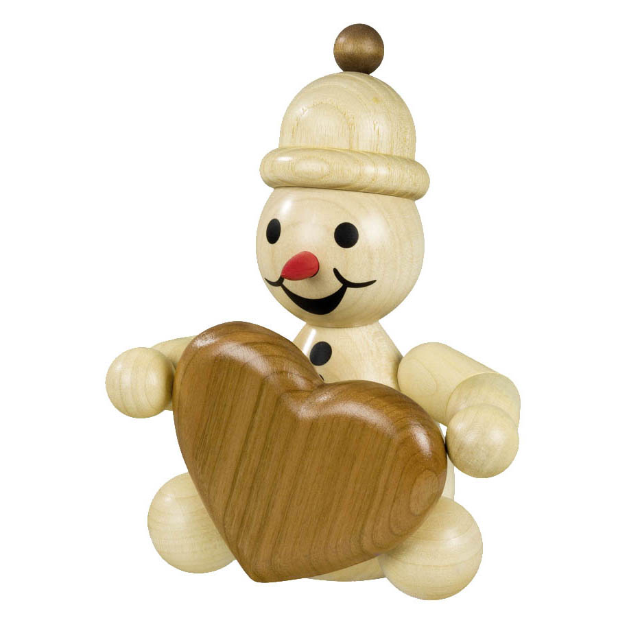 Holzfigur eines Schneemanns mit roter Nase und lächelndem Gesicht, der ein Herz aus Holz in den Armen hält. im Dregeno Online Shop günstig kaufen