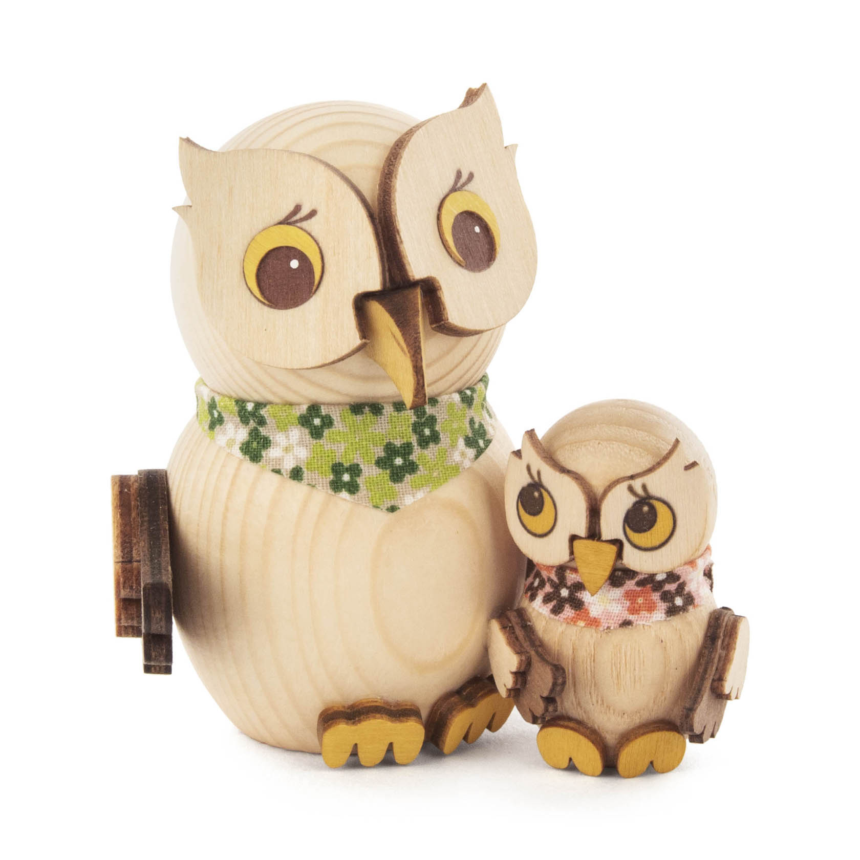 Wooden owl figurine with a smaller owl chick beside it, both wearing colorful fabric scarves. im Dregeno Online Shop günstig kaufen