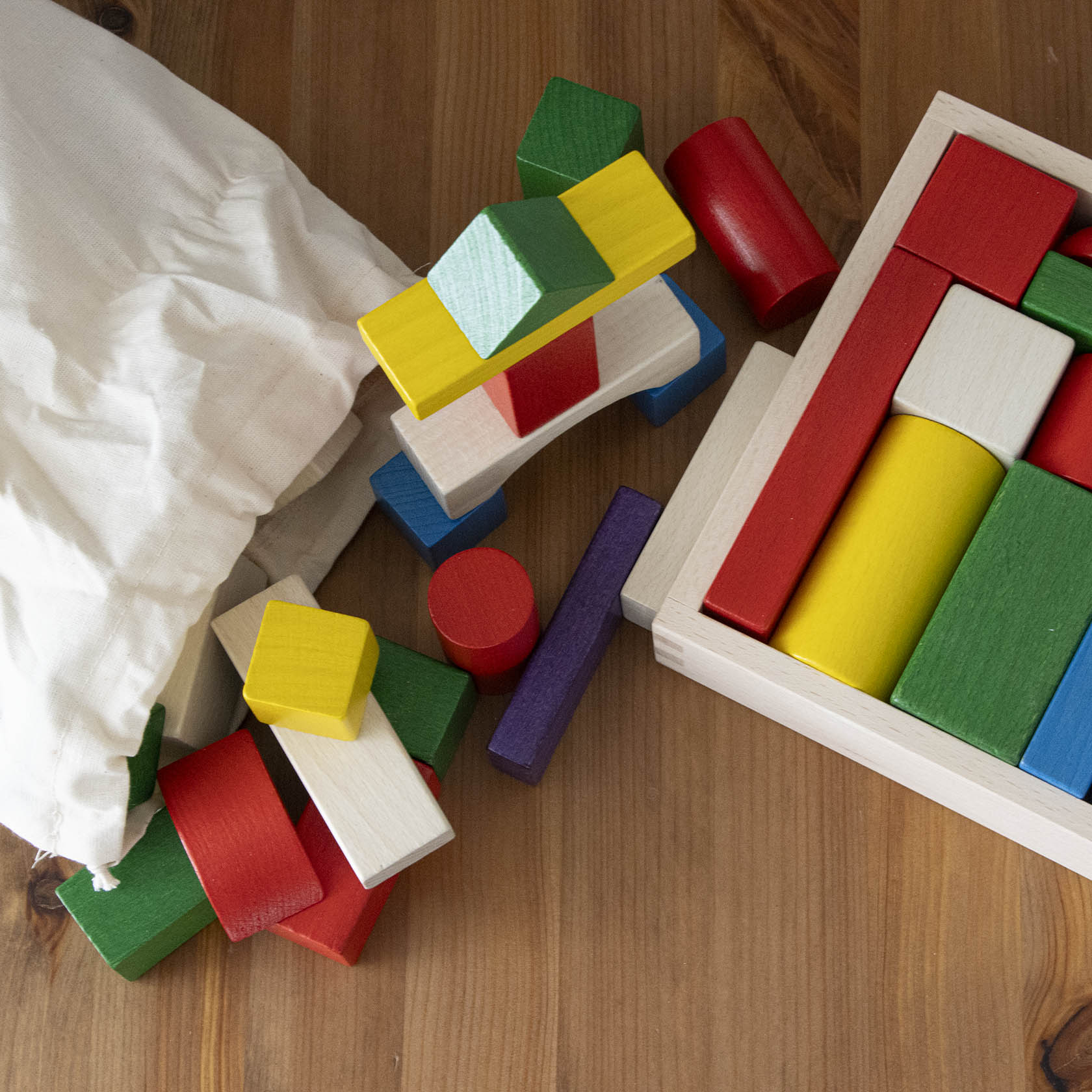 set of building blocks in bag (30)