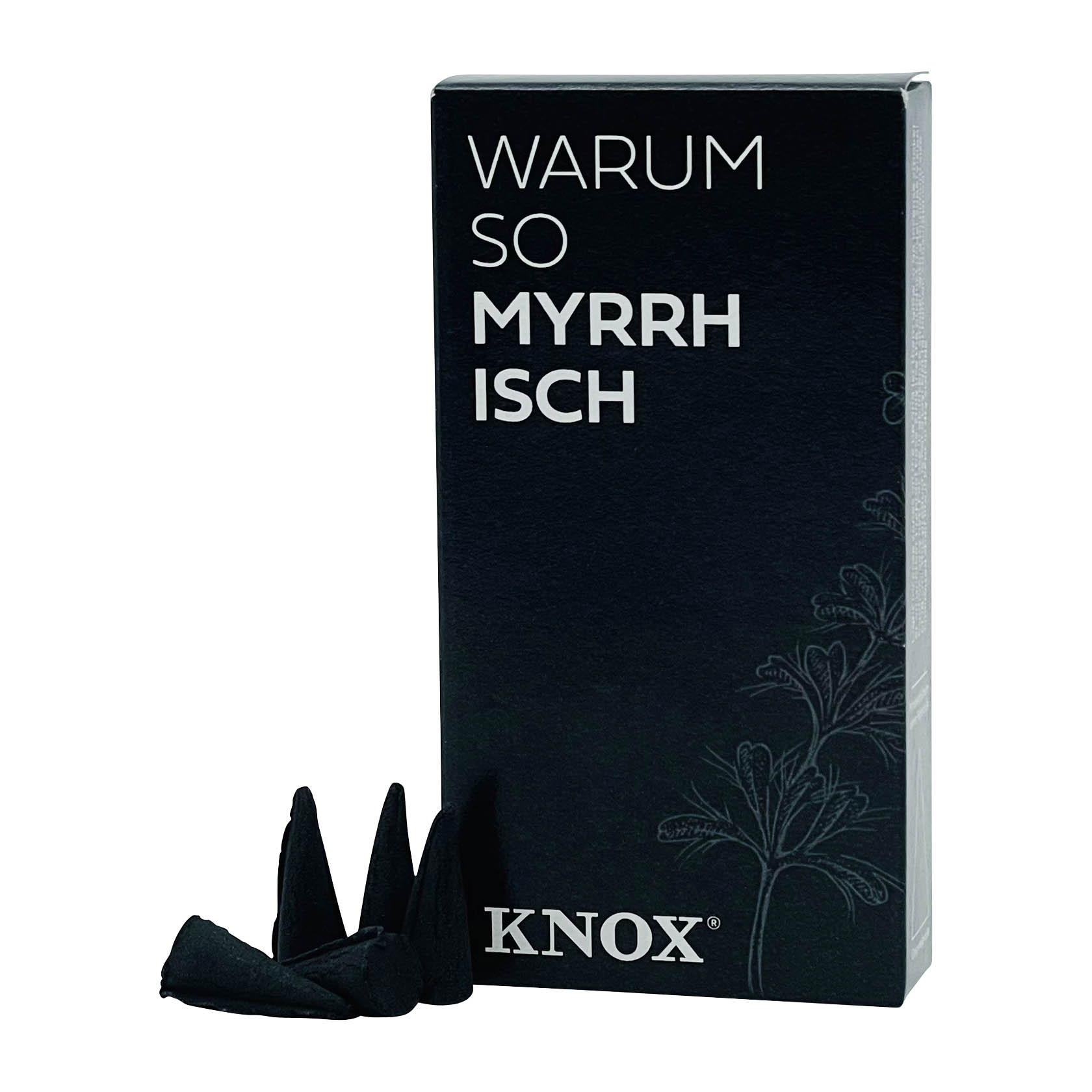 Schwarze Verpackung der YOUNG KNOX Räucherkerzen mit dem Spruch 'Warum so myrrhisch', daneben vier schwarze Kegel-Räucherkerzen.