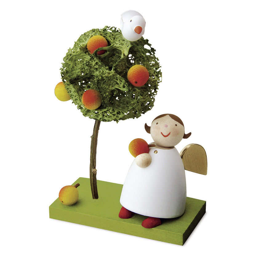 Schutzengel mit Apfel und Apfelbäumchen 