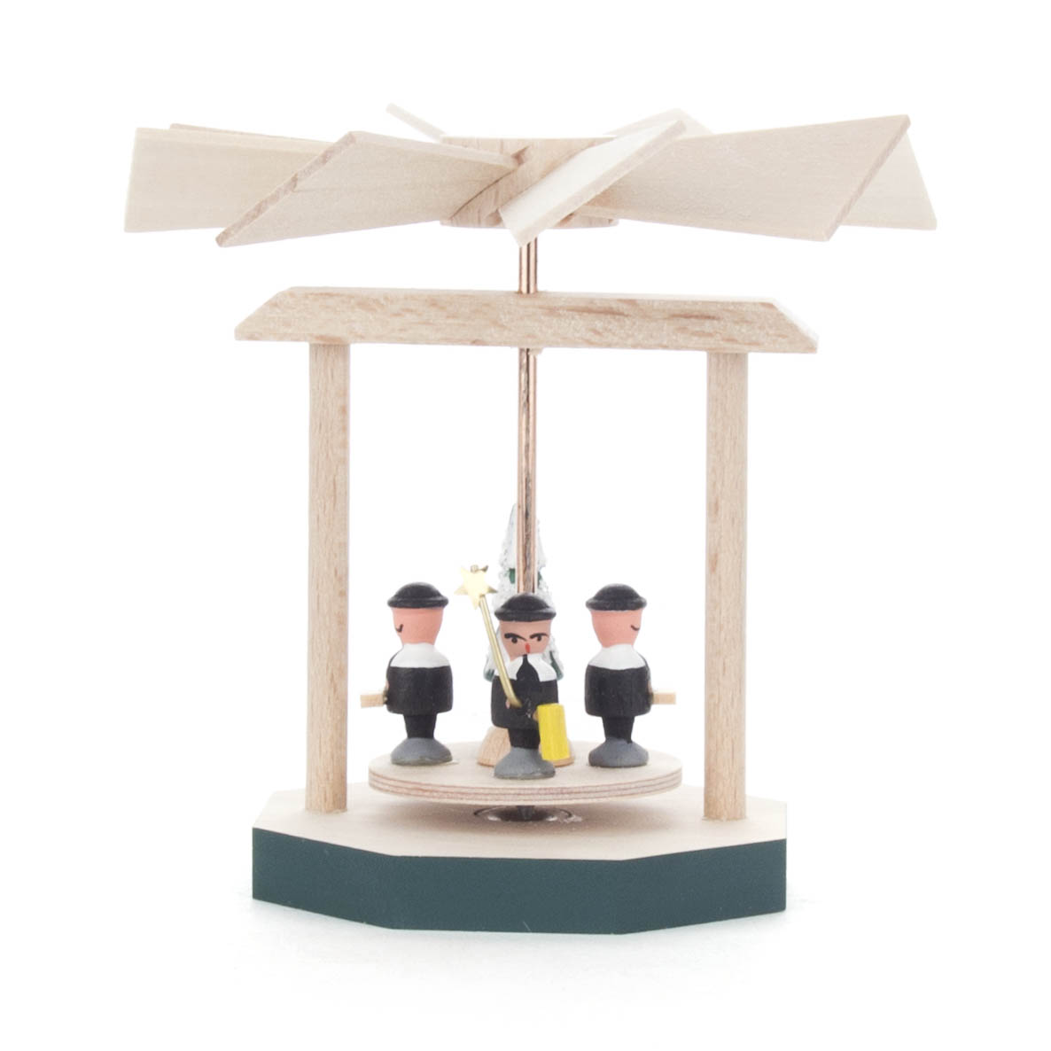 Ein Wärmespiel mit drei Kurrende-Sängern aus Holz in einer drehenden, pyramidenförmigen Aufstellung. im Dregeno Online Shop günstig kaufen