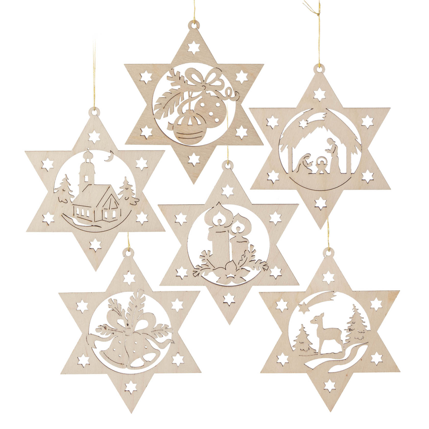 Sechs sternförmige Holzornamente mit ausgeschnittenen Weihnachtsmotiven: Kirche, Glocken, Kerze, Tannenzweig, Krippe und Hirsch im Wald. im Dregeno Online Shop günstig kaufen