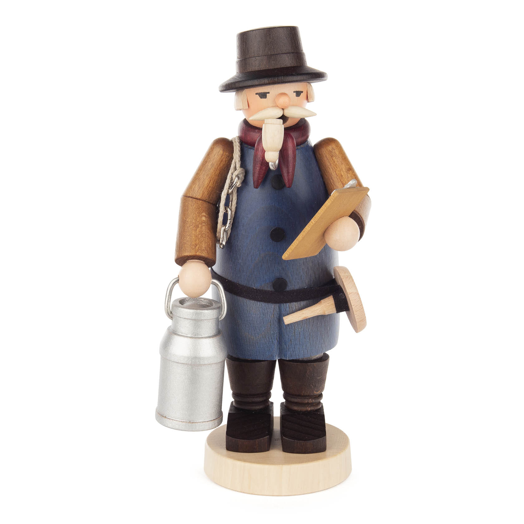 Holzfigur eines Bauern mit Schnurrbart, Zylinder und Pfeife. Er trägt eine blaue Jacke, hält ein Klemmbrett in der einen und eine Metall-Milchkanne in der anderen Hand. im Dregeno Online Shop günstig kaufen