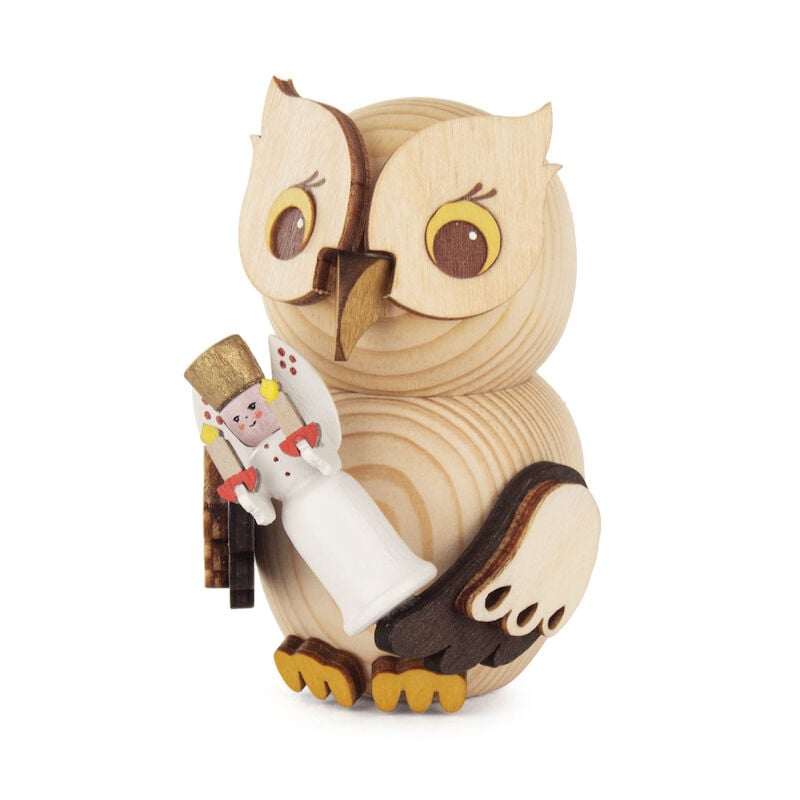 Wooden owl figurine holding a small angel figurine with a golden hat. im Dregeno Online Shop günstig kaufen