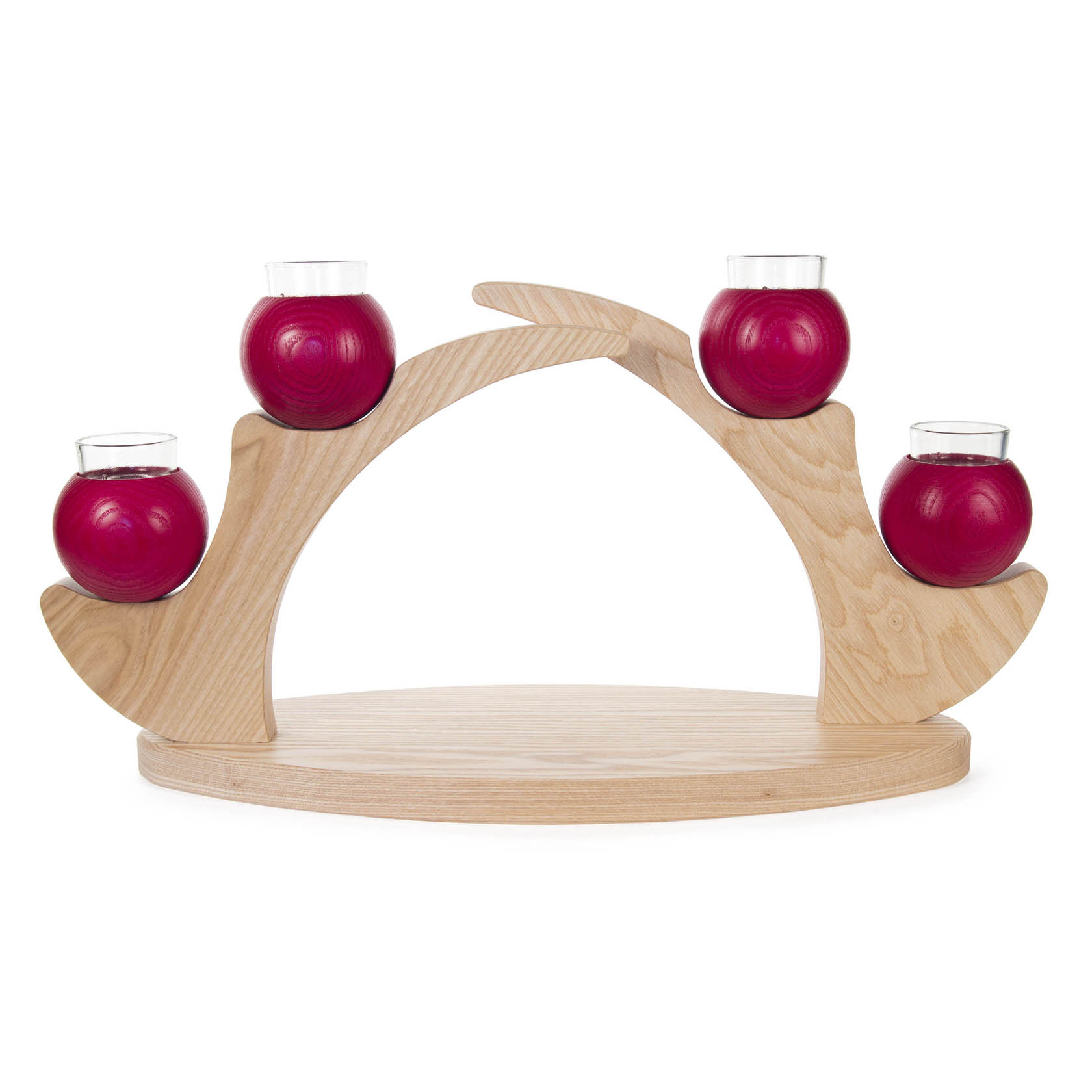 Ein Tischleuchter aus hellem Massivholz mit vier roten Kugeln, die als Kerzenhalter dienen. im Dregeno Online Shop günstig kaufen