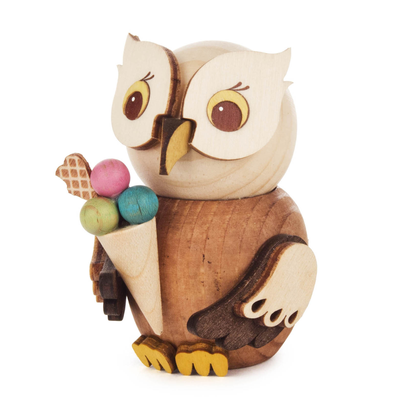 A small wooden owl figurine holding an ice cream cone with three colorful scoops. im Dregeno Online Shop günstig kaufen