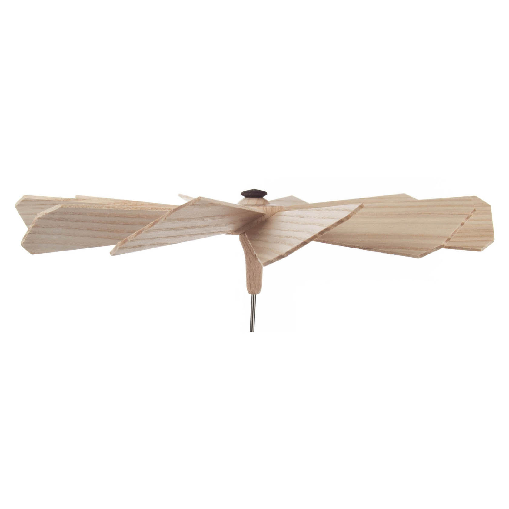 Modell eines Holzkreiselflügels mit mehreren Blattflügeln und einer Metallachse.