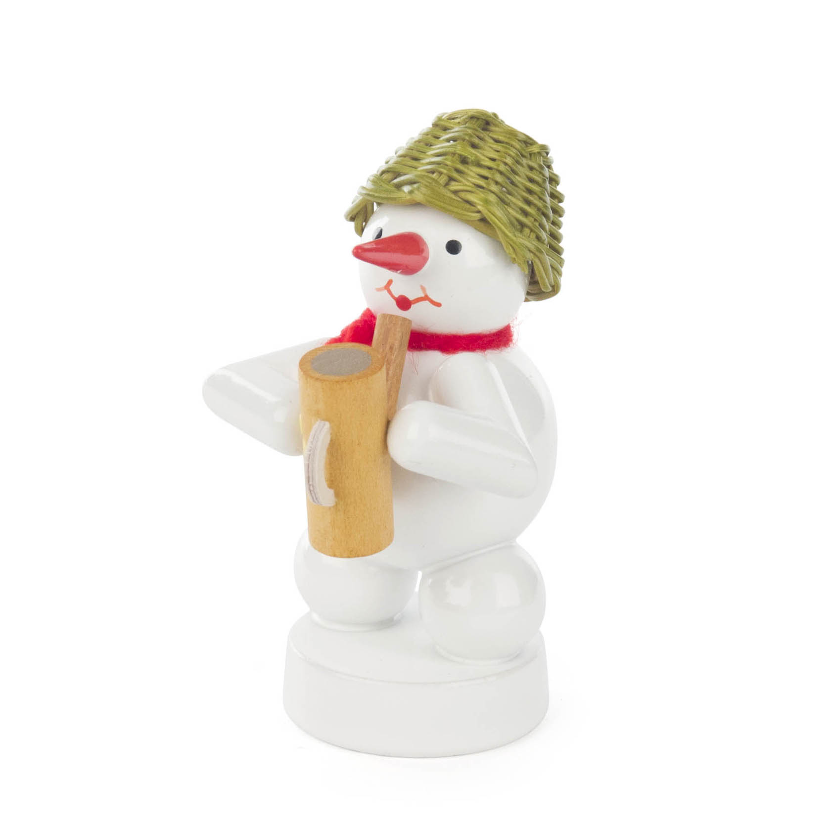 A small, white snowman figurine with an orange carrot nose, red scarf, and green woven hat, holding a wooden watering can. im Dregeno Online Shop günstig kaufen