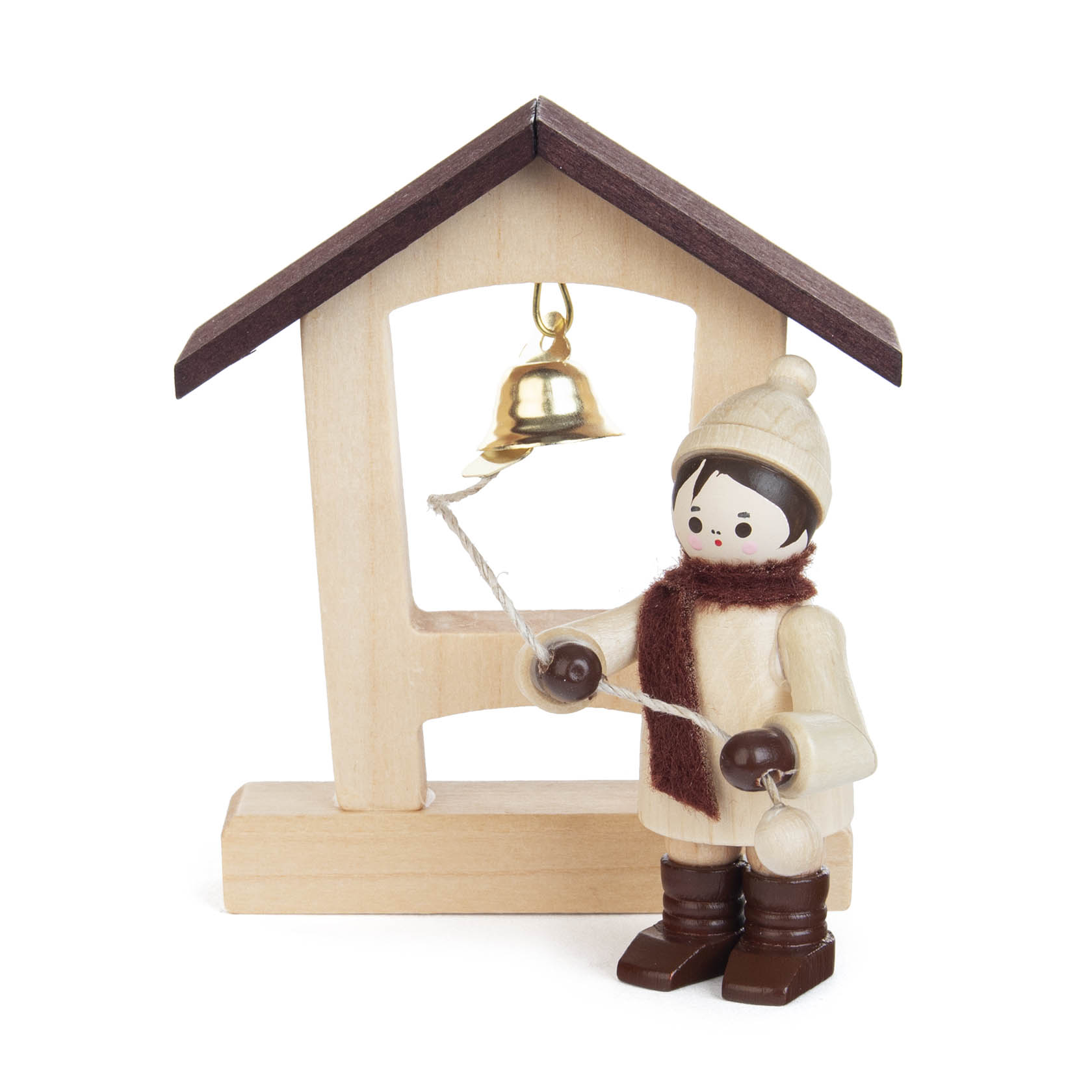 Handgefertigte Holzfigur eines Kindes in Winterkleidung, das eine Glocke in einem hölzernen Gestell läutet. im Dregeno Online Shop günstig kaufen