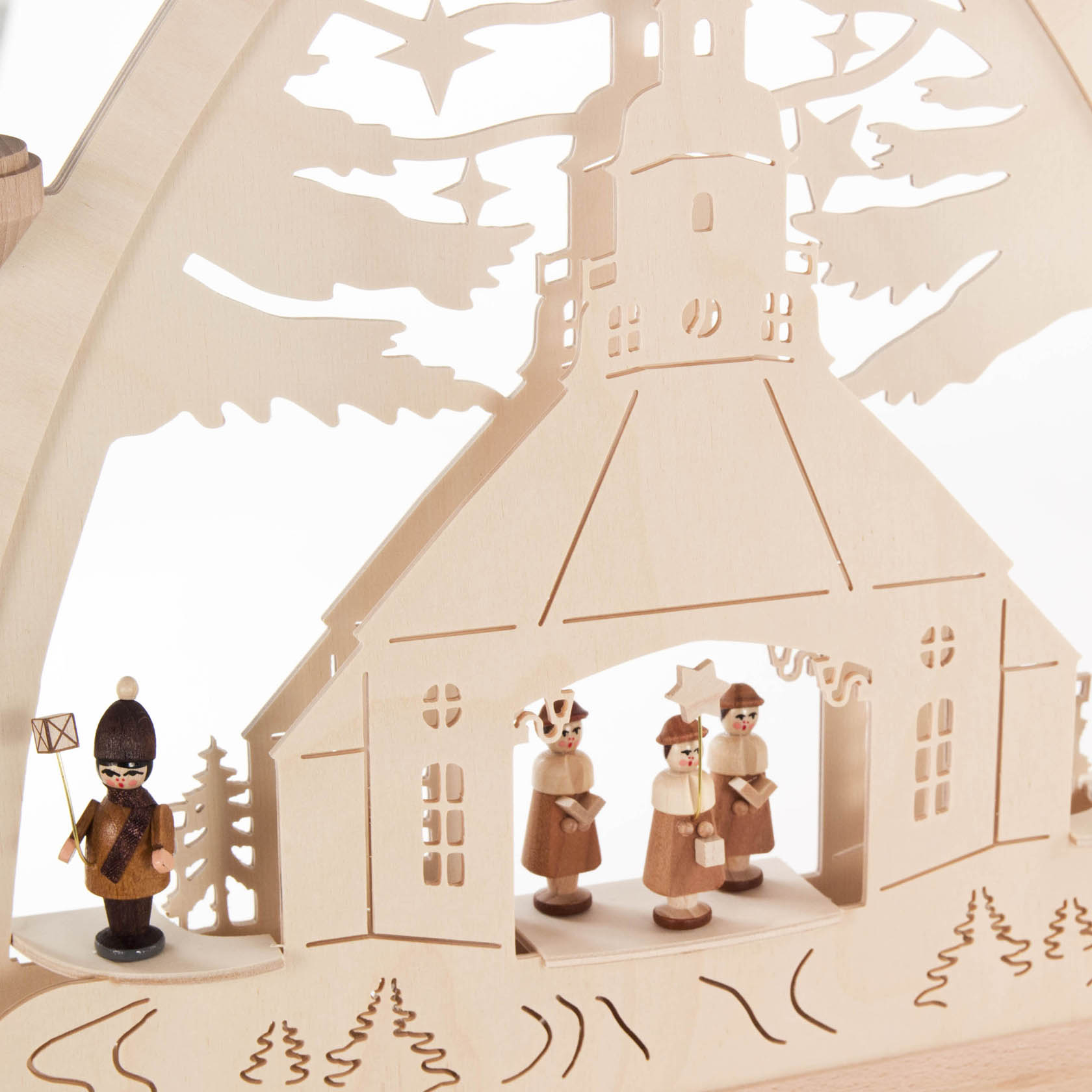 Gotischer Bogen mit Seiffener Kirche, Kurrende und Laternenkindern, elektrisch beleuchtet
