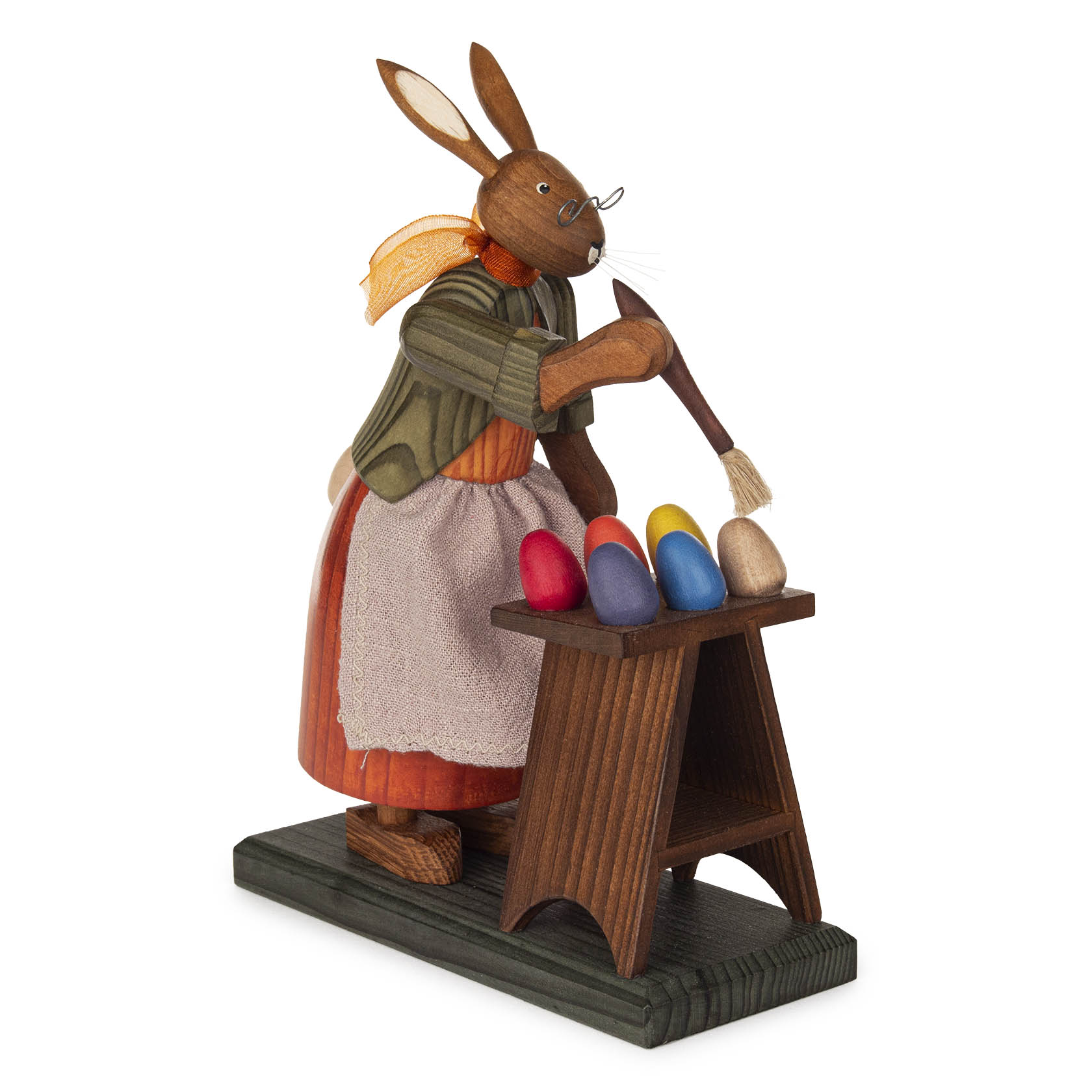 Osterhasengroßmutter beim Bemalen im Dregeno Online Shop günstig kaufen