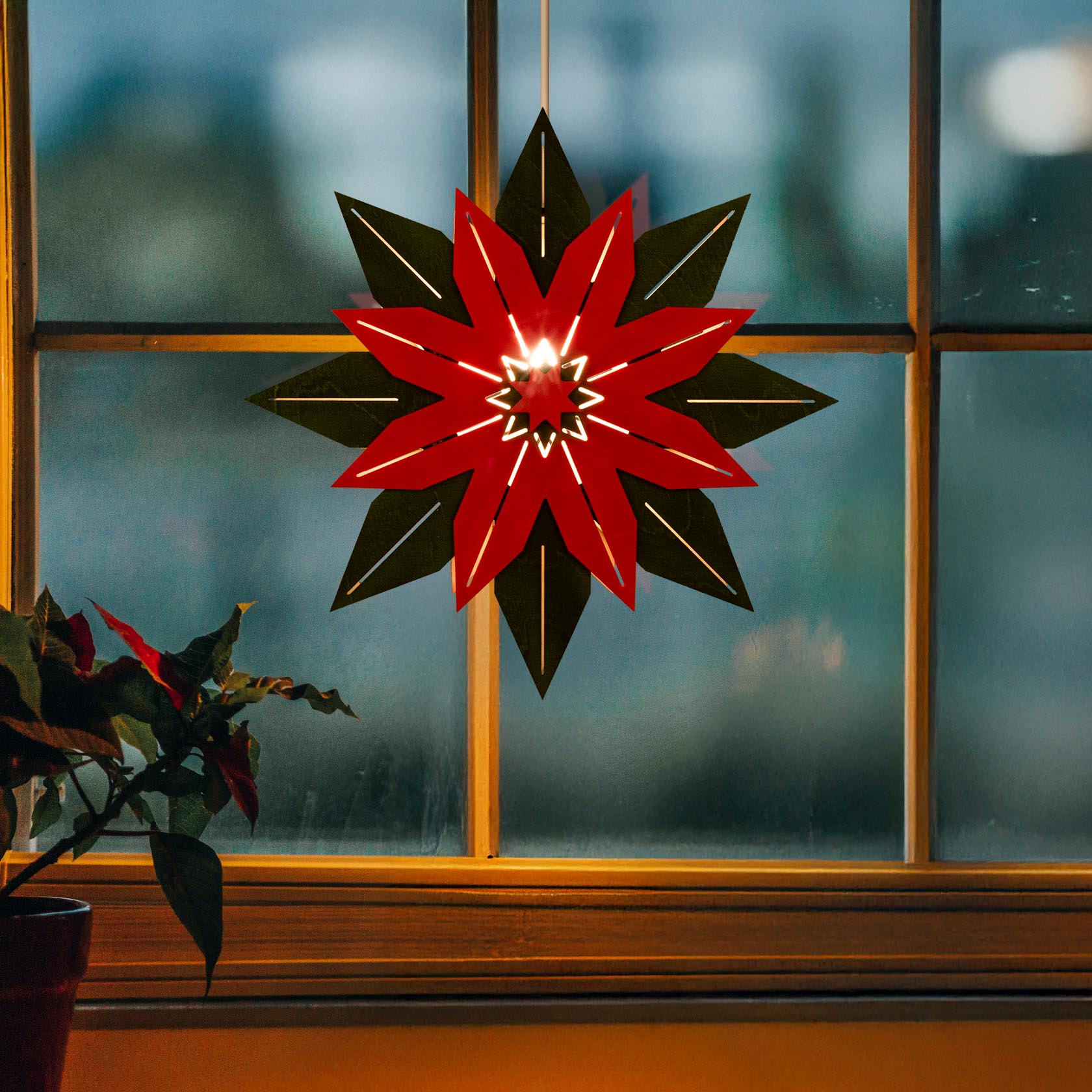 Weihnachtsstern grn-rot mit elektrischer Beleuchtung | Dregeno - Seiffener  Originale