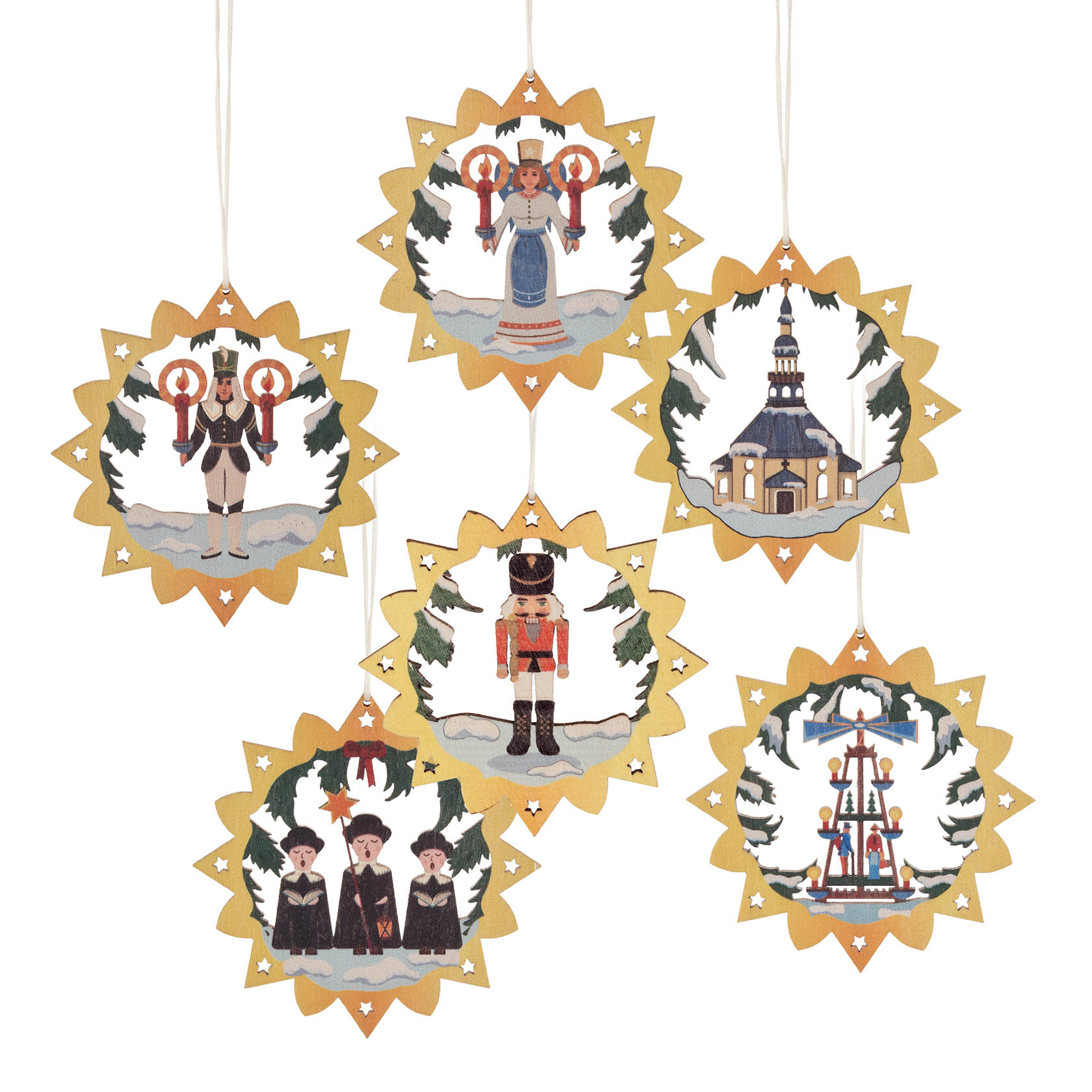 Fünf verschiedene Weihnachtsschmuckanhänger in runder Form, darunter Figuren wie Nussknacker und Sänger, eine Kirche, und ein Weihnachtsbaum. im Dregeno Online Shop günstig kaufen
