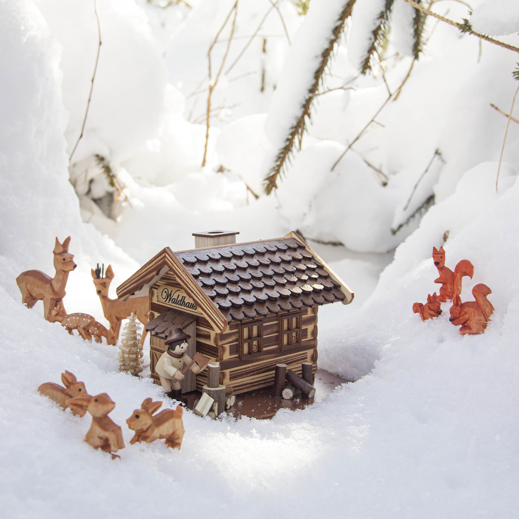wooden  carved squirrels (3)