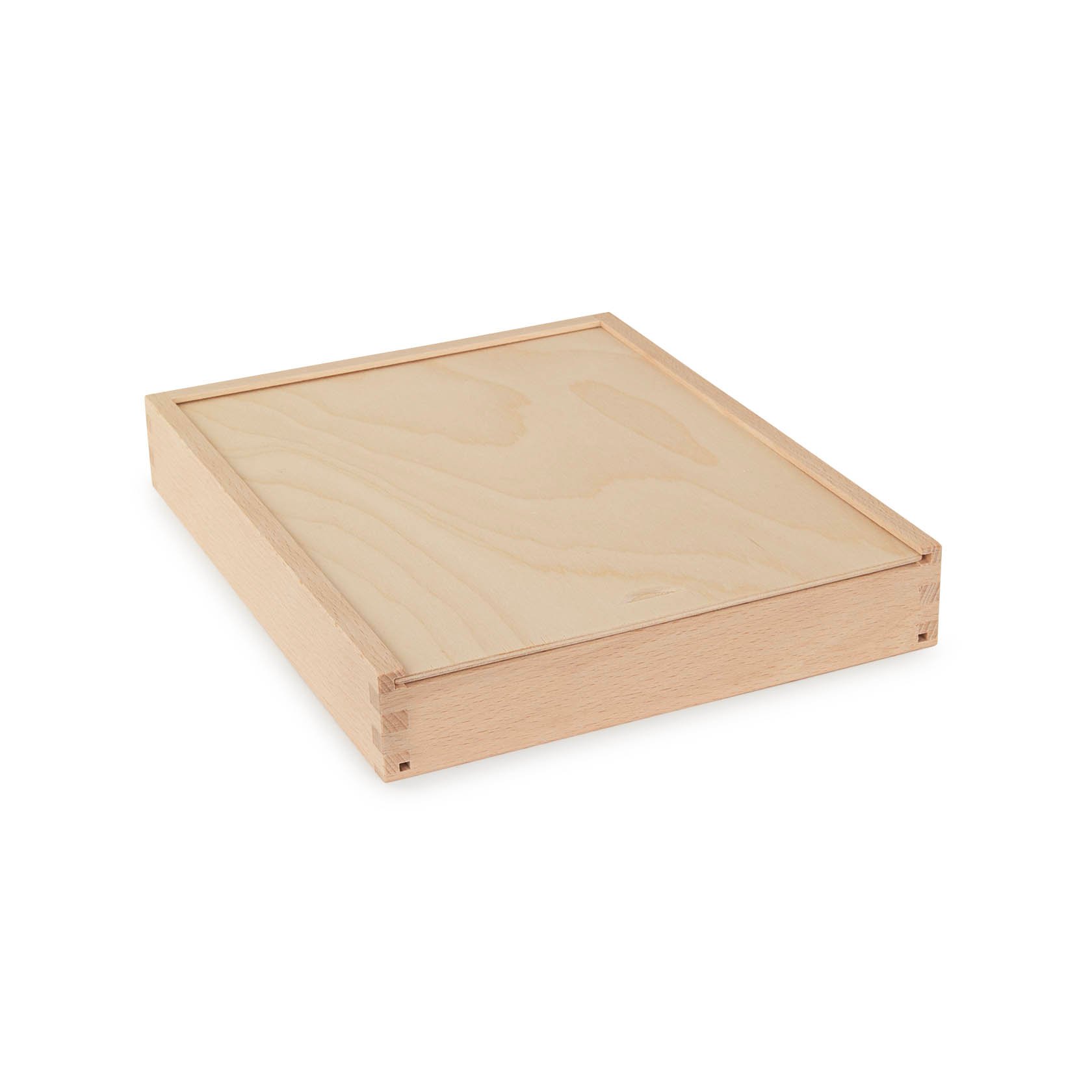 A wooden box with a detachable lid, featuring a smooth, light-colored surface and dovetail joints at the corners. im Dregeno Online Shop günstig kaufen