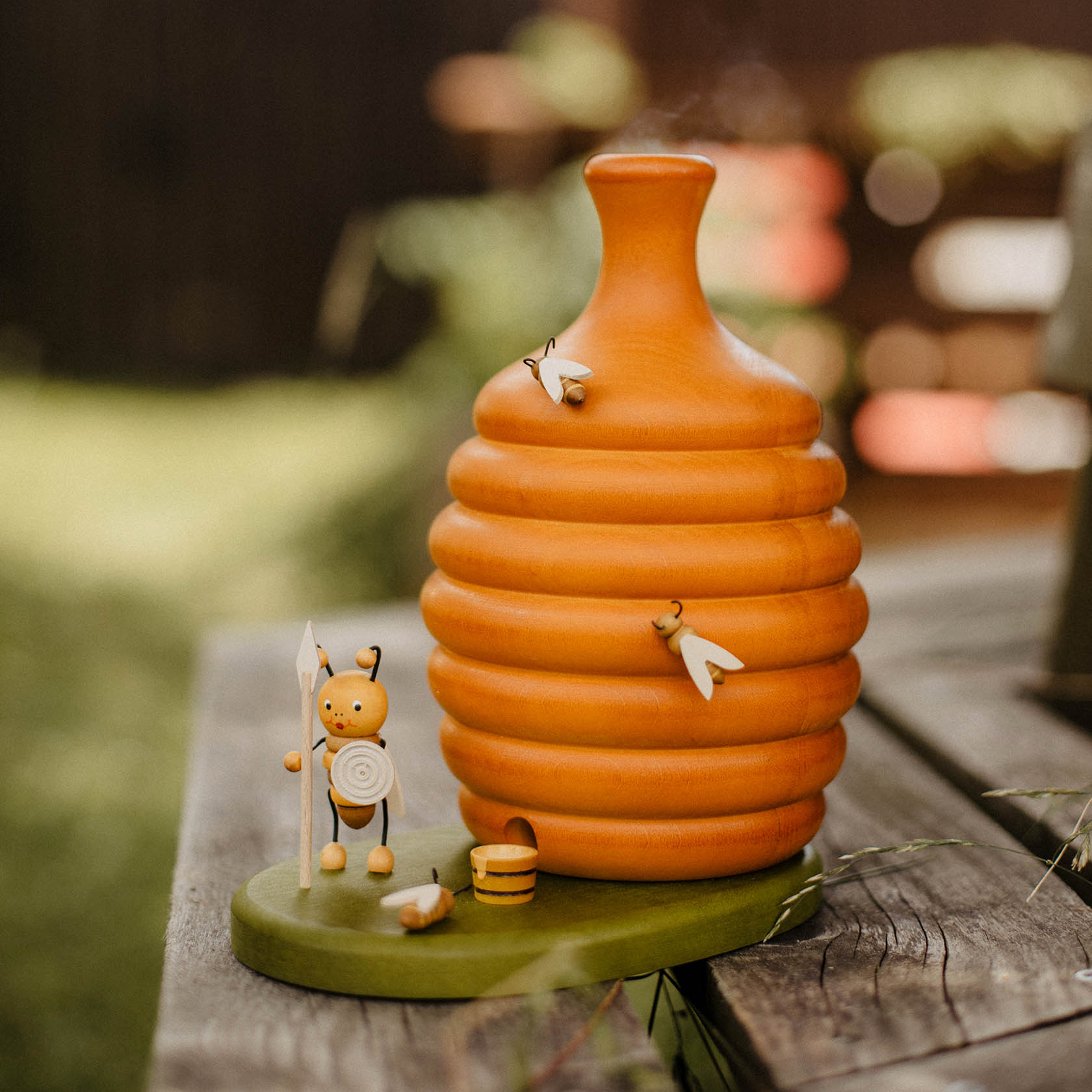Bienenstock groß mit Räucherfunktion -dregeno exklusiv-