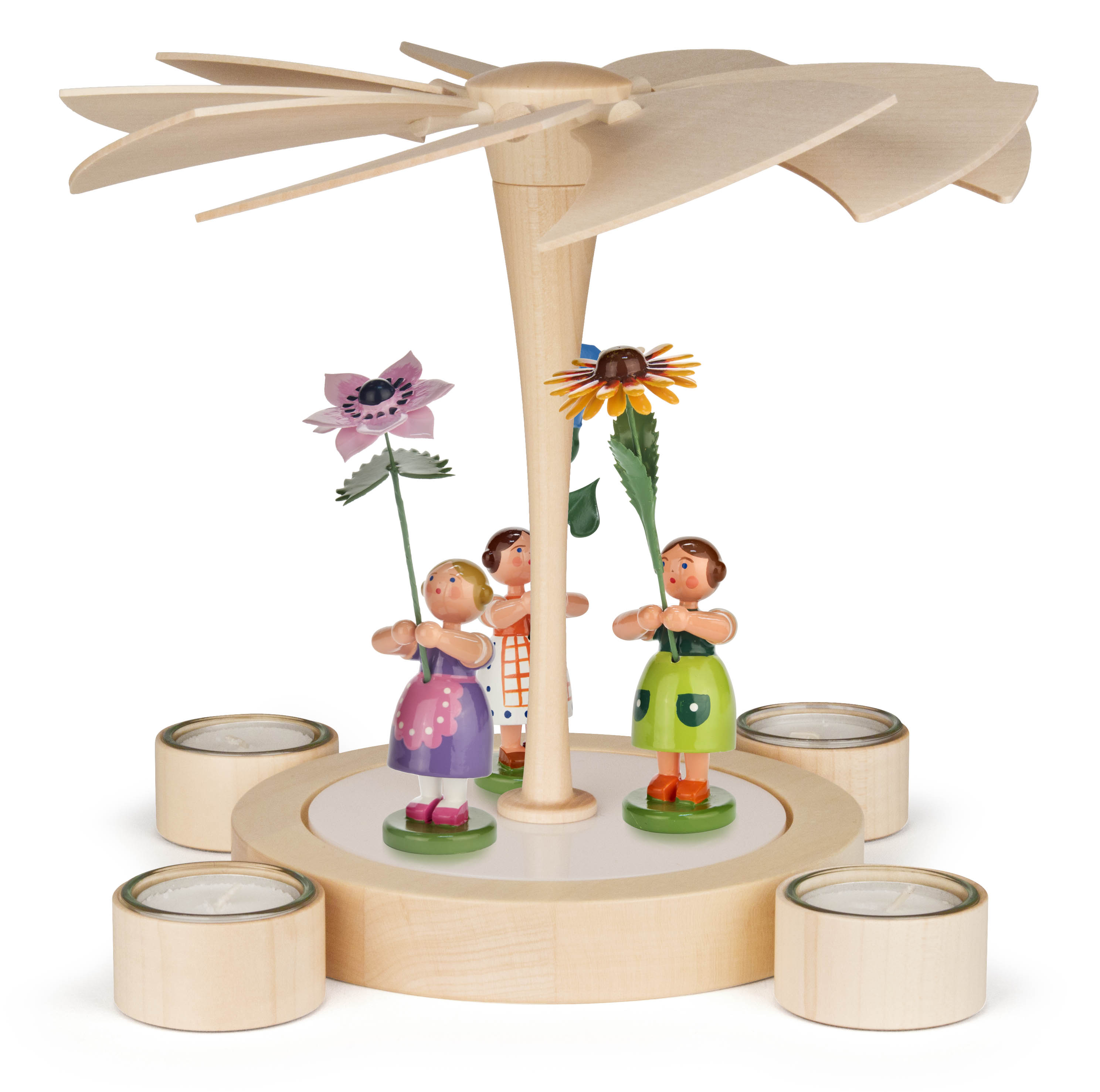 Holzpyramide mit drei handbemalten Figuren, die Blumen halten. Die Pyramide hat keine Bestückung und bietet Platz für vier Teelichter.