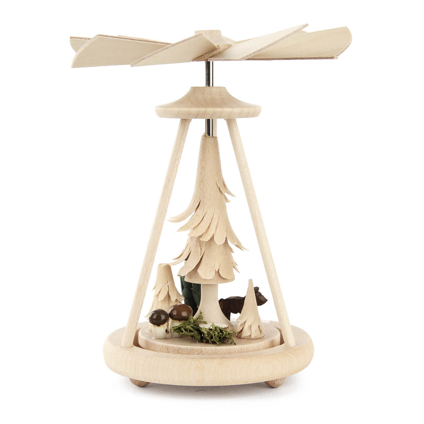 Holzpyramide mit Jägerfigur und Wildtieren, angetrieben durch Kerzenwärme.