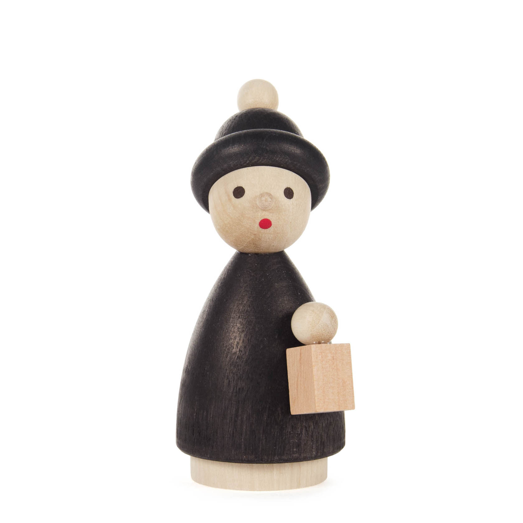 Holzfigur eines Kurrendekindes in schwarzem Gewand mit rotem Mund und schwarzem Hut, die eine kleine Laterne aus Holz in der Hand hält. im Dregeno Online Shop günstig kaufen