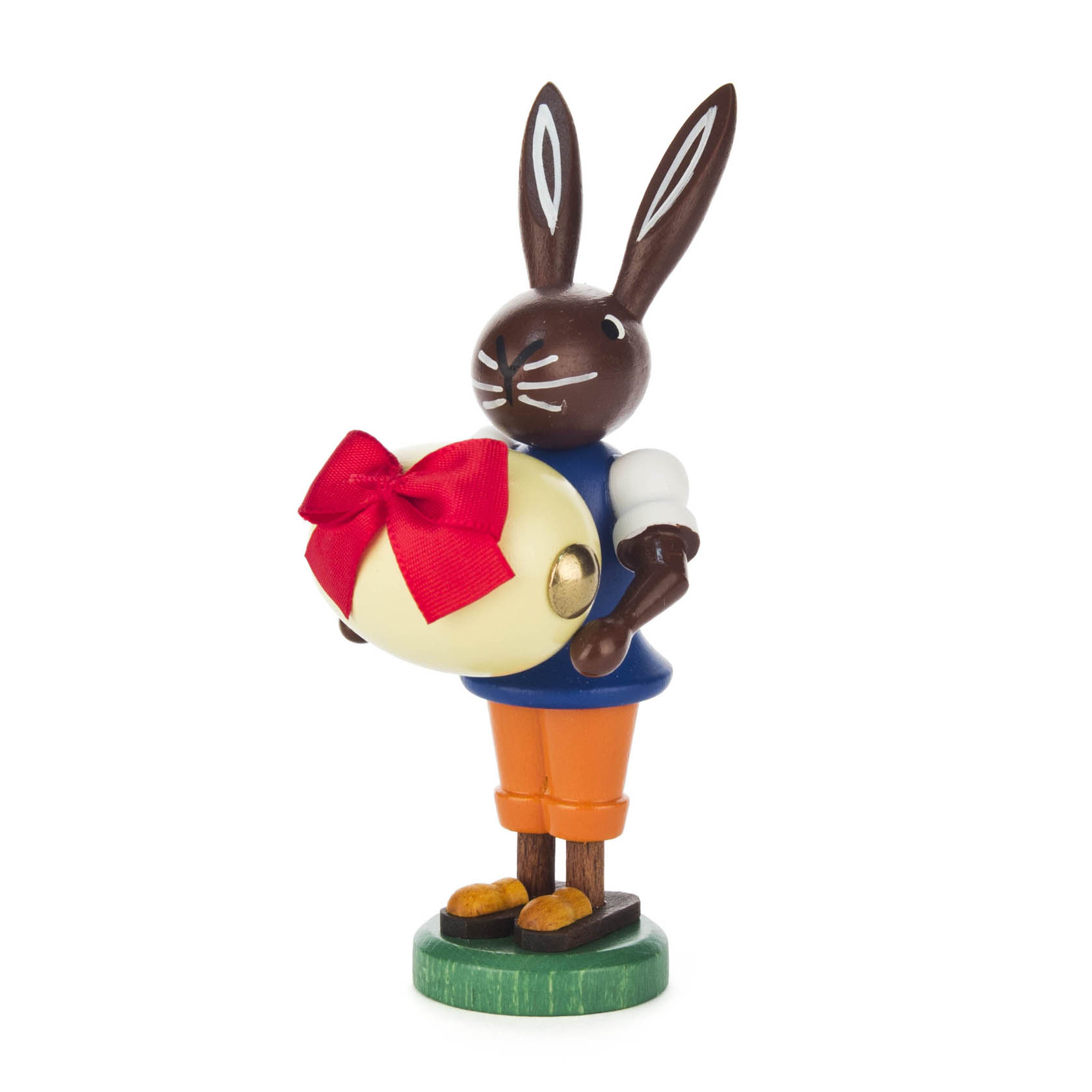 Hase mit Ei