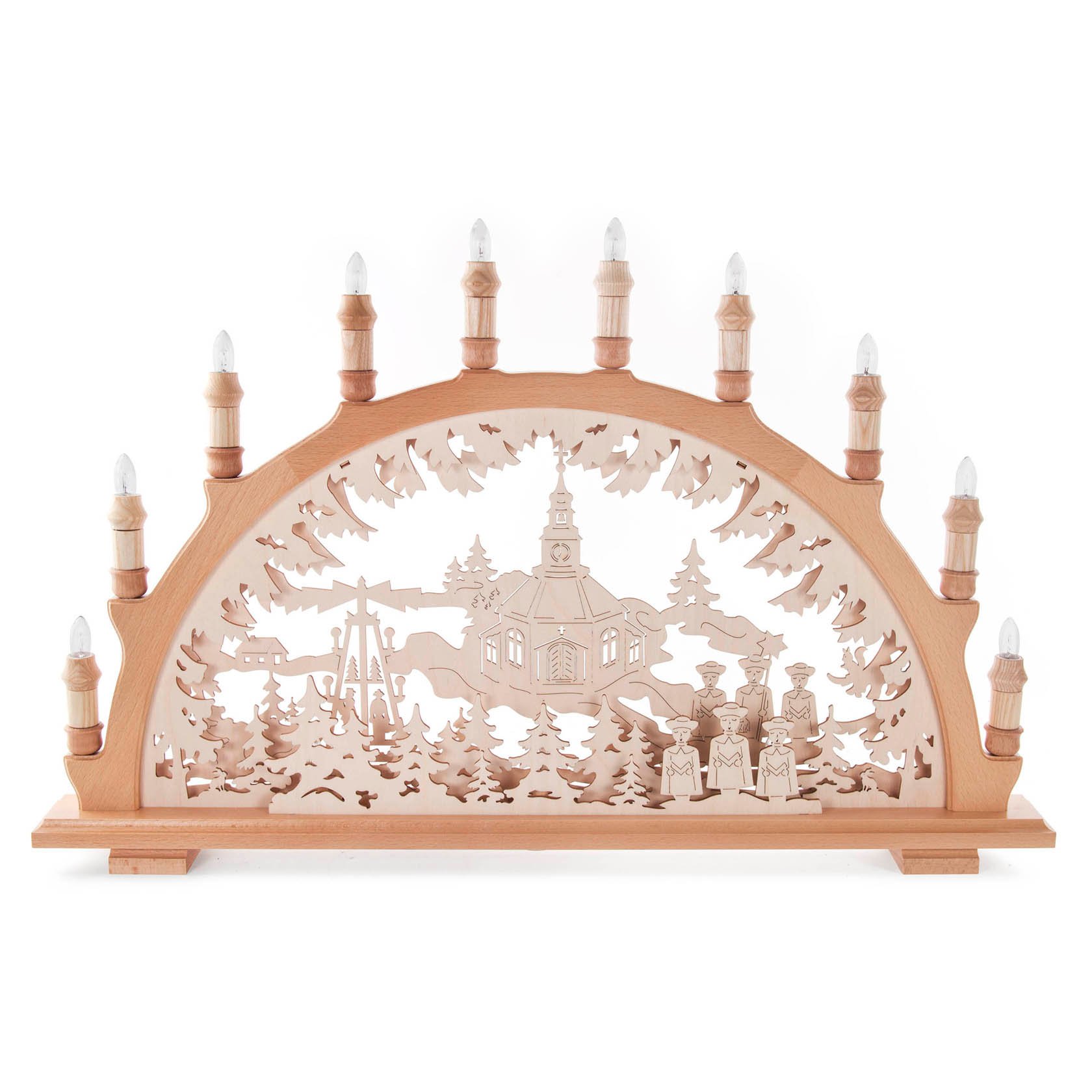 Holzschwibbogen mit abgebildeter Seiffener Kirche, umliegenden Bäumen und Figuren. Der Bogen ist mit mehreren LEDs beleuchtet. im Dregeno Online Shop günstig kaufen