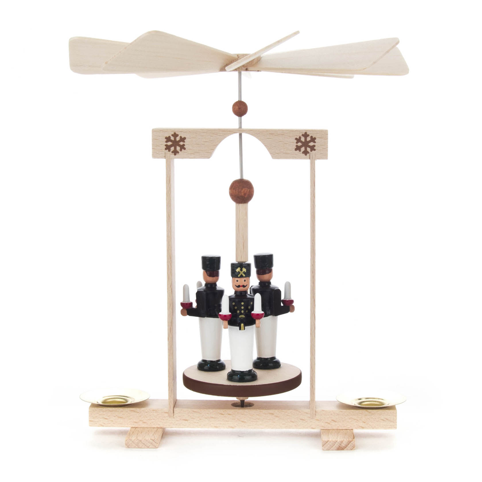 Holz-Wärmespiel mit drei Bergmannfiguren in traditioneller Uniform, die sich um eine Achse drehen. Oben sind Flügel, und unten Kerzenhalter. im Dregeno Online Shop günstig kaufen