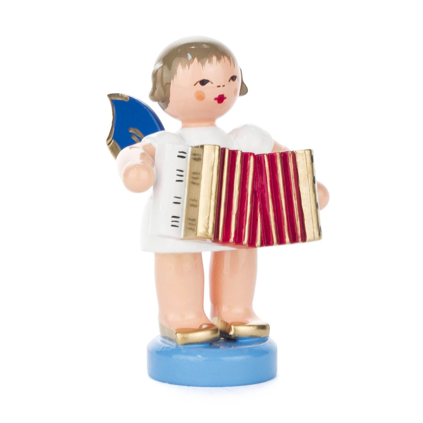 Eine Engelsfigur steht auf einem blauen Sockel und spielt ein Akkordeon. Der Engel hat blaue Flügel, trägt ein weißes Gewand und goldene Schuhe. im Dregeno Online Shop günstig kaufen