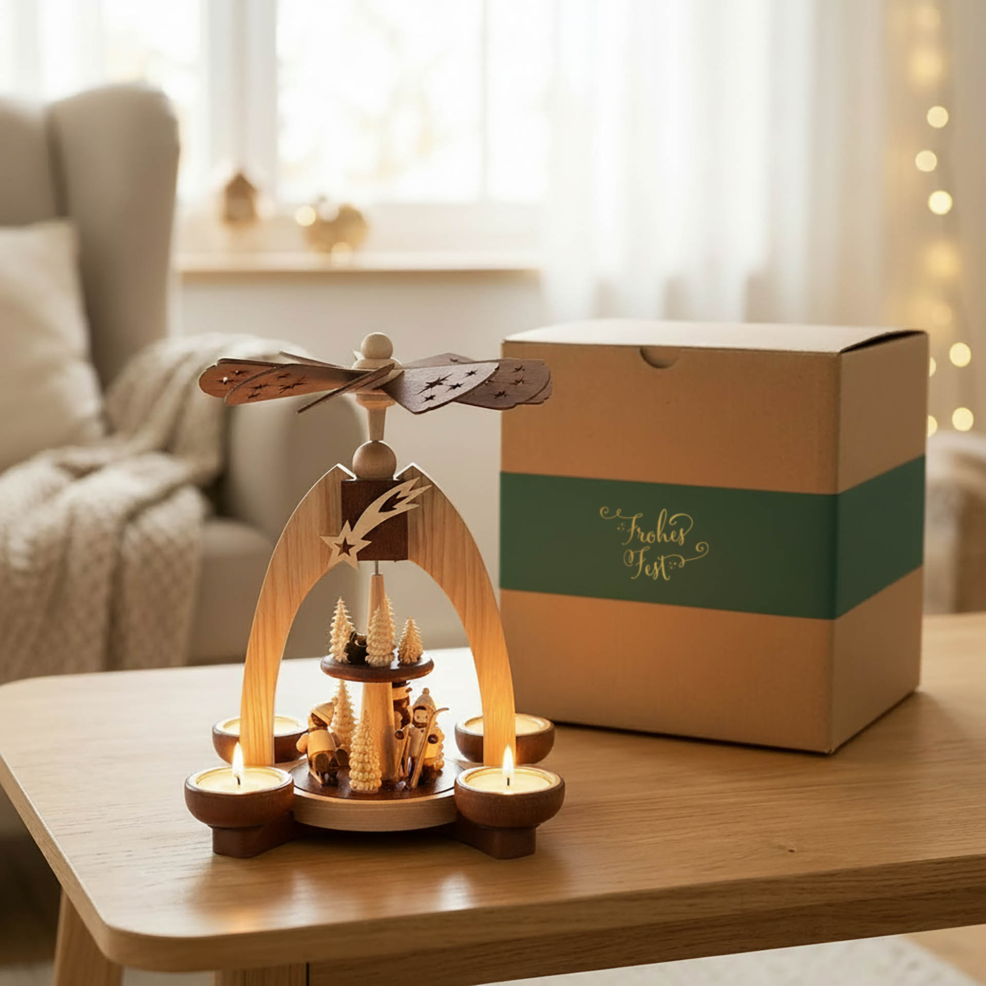 Eine erzgebirgische Weihnachtspyramide als nachhaltiges Geschenk für B2B-Kunden